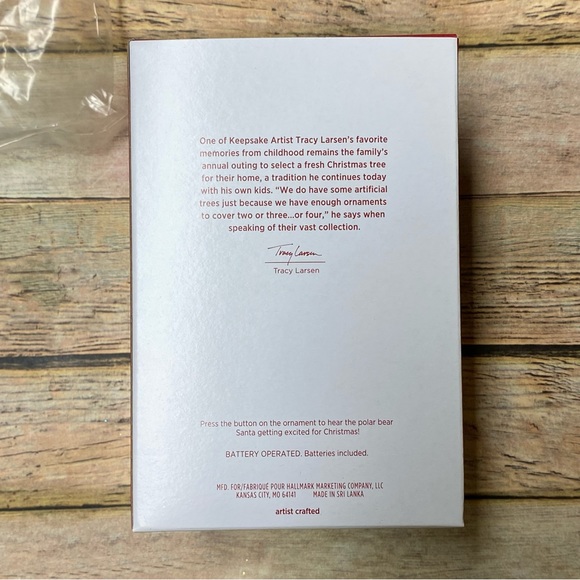 2022 Polar Bear Santa Hallmark Keepsake Ornament Club. NWT - Picture 4 of 12